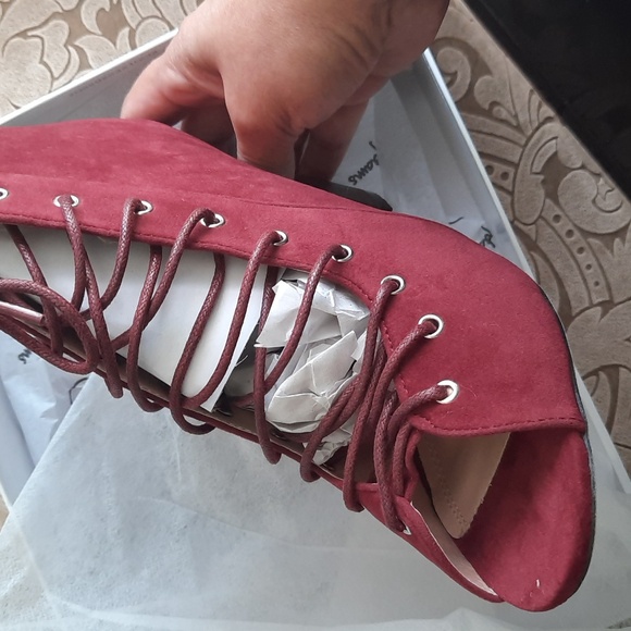 NIB J Adam's Chunky Boot Heel - Picture 3 of 5